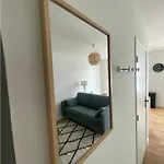 Superbe T2 Neuf Centre Wifi Terrasse Netflix * Périgueux