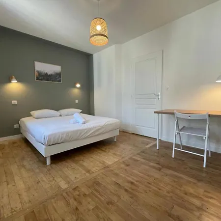 Superbe T2 Neuf Centre Wifi Terrasse Netflix *